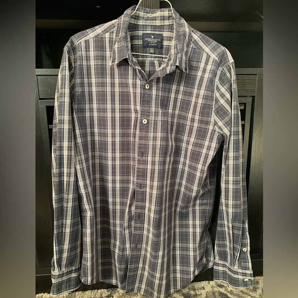 American Eagle button up